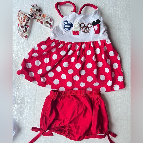 Saving Grace Smocks Disney Snacks diaper set - Picture 1 of 1